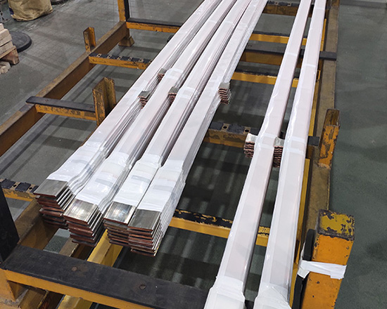 空气绝缘母线槽